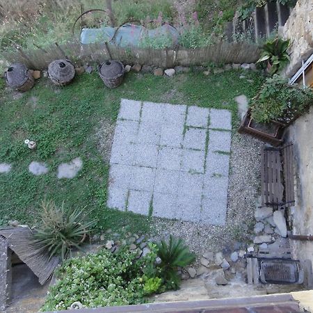 Il Merlo Della Rocca Villa Imperia Camera foto